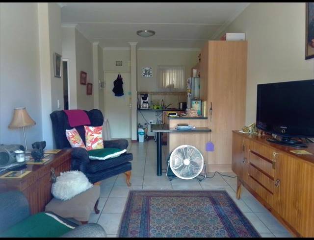 1 BEDROOM APARTMENT FOR SALE IN DOUGLASDALE